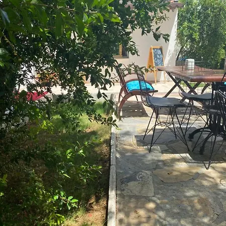 Mavi Butik 4*
