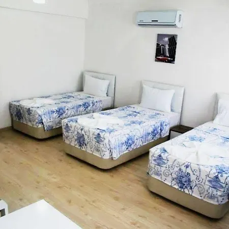 Mavi Butik Cesme