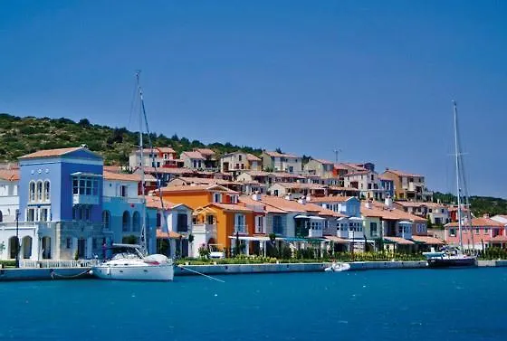 马维布提克公寓式酒店 Çeşme
