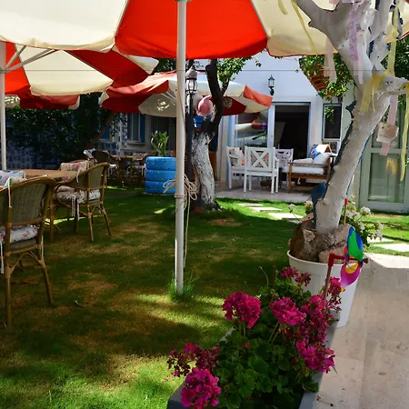 Hotel apartamentowy Mavi Butik